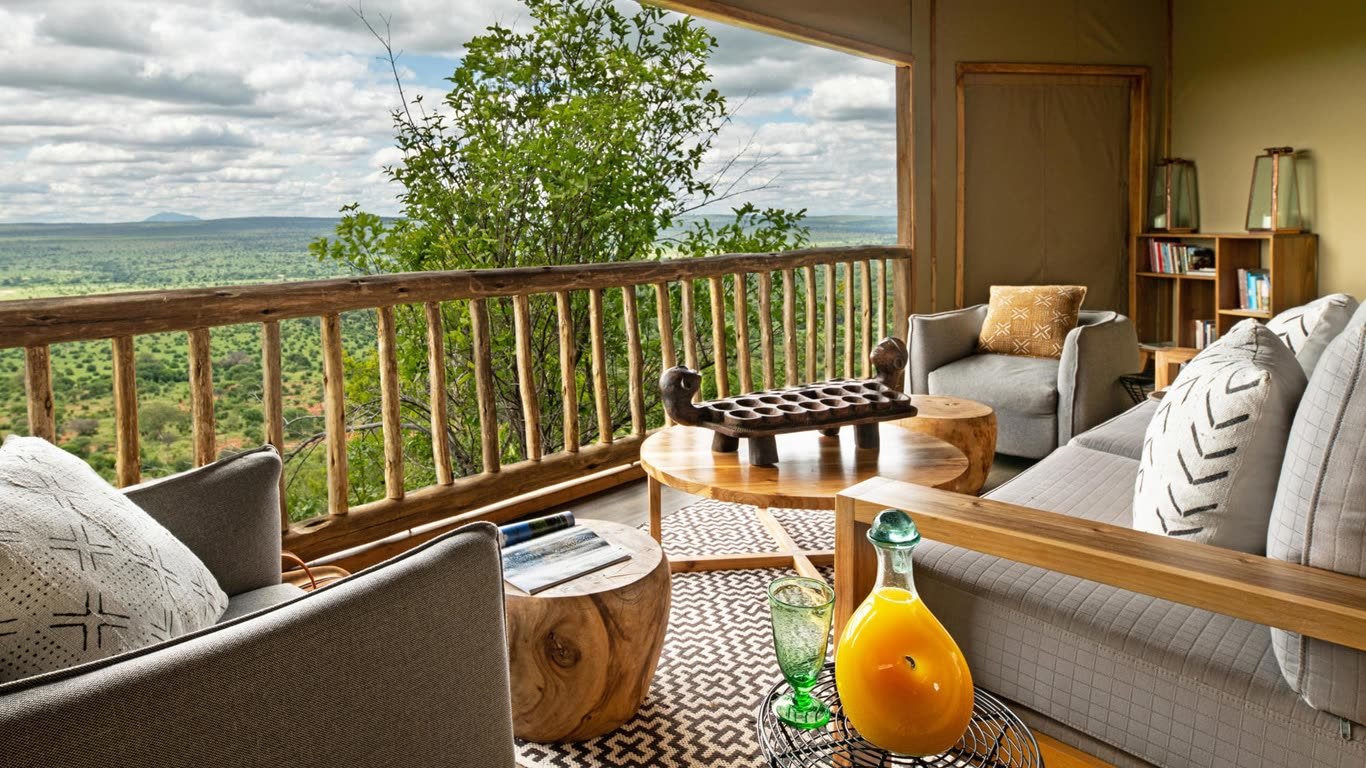 Mpingo Ridge Lodge, Escarpment over the river valley