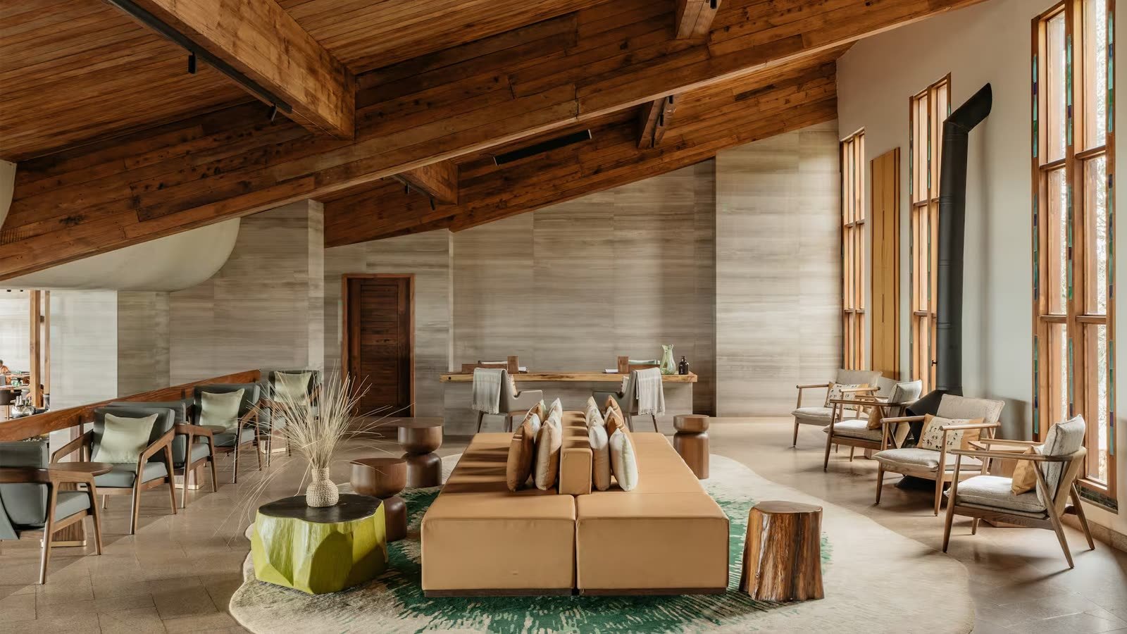 Ngorongoro Melia Lodge, Crater rim