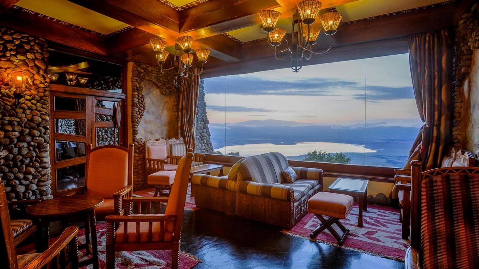 Ngorongoro Serena Lodge, Crater rim