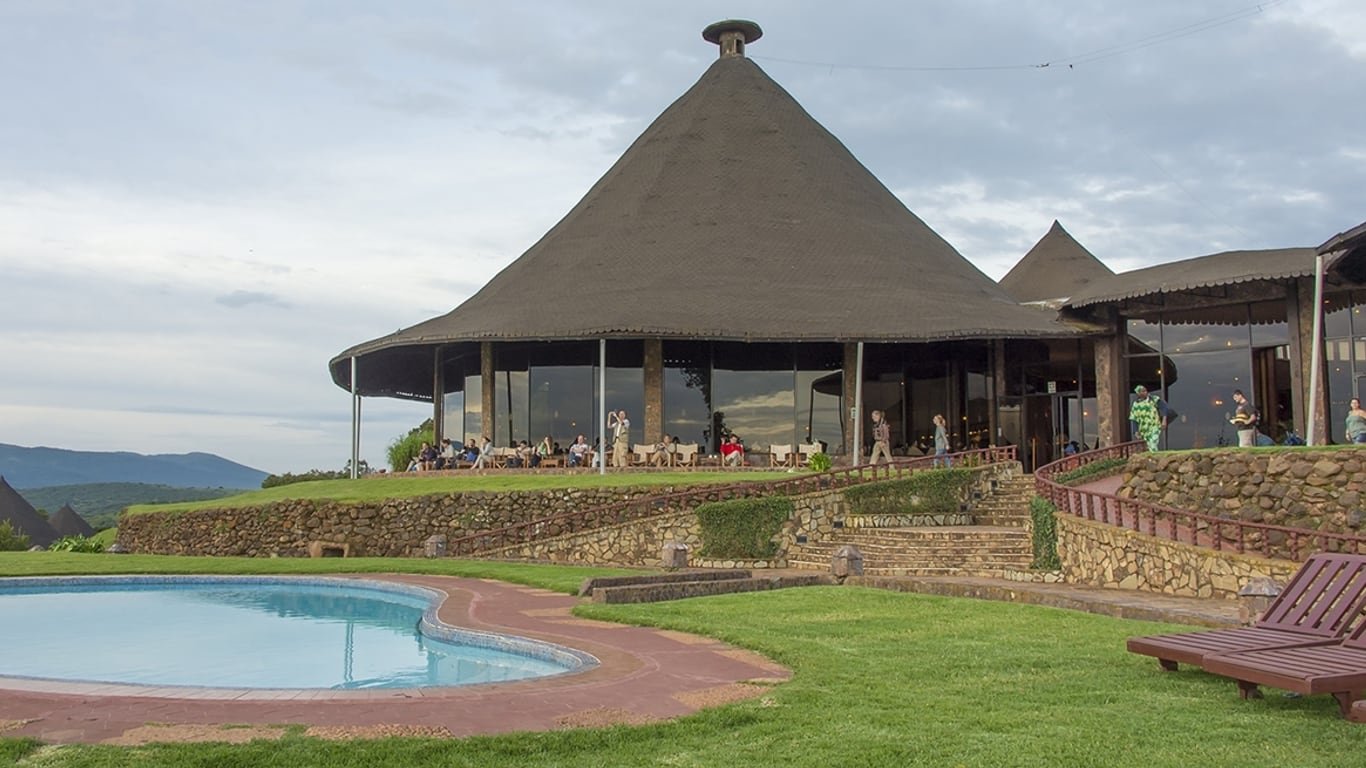 Ngorongoro Sopa Lodge, Eastern crater rim